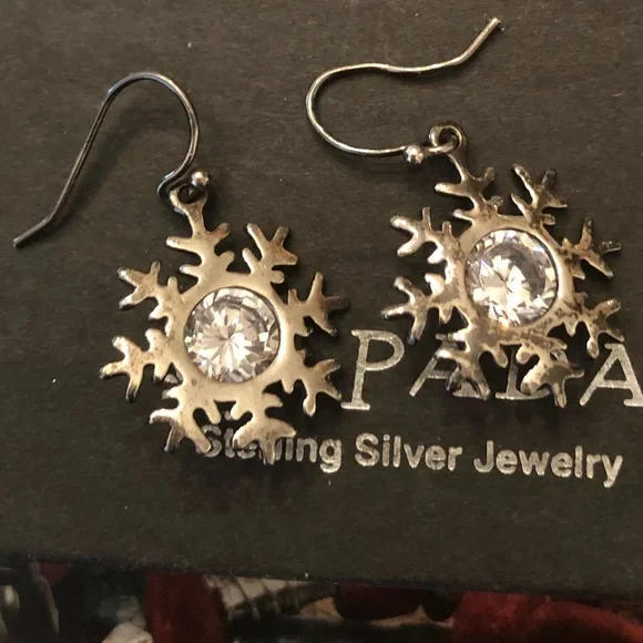 Silpada Sterling Silver Cubic Zirconia Snowflake Earrings W1459 - Picture 16 of 16